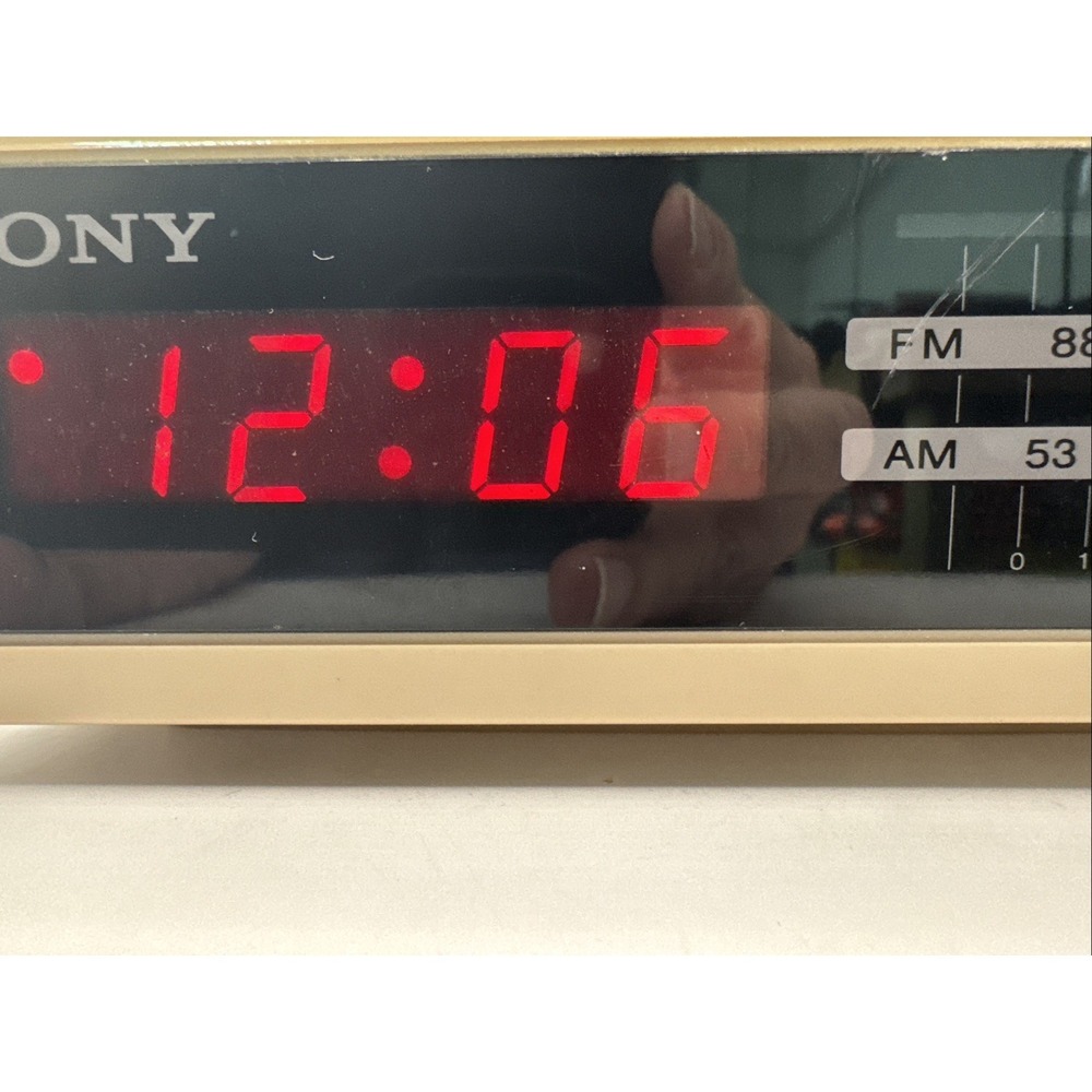 Sony Dream Machine FM/AM Digital Alarm Clock Radio ICF-C2W - Tested!